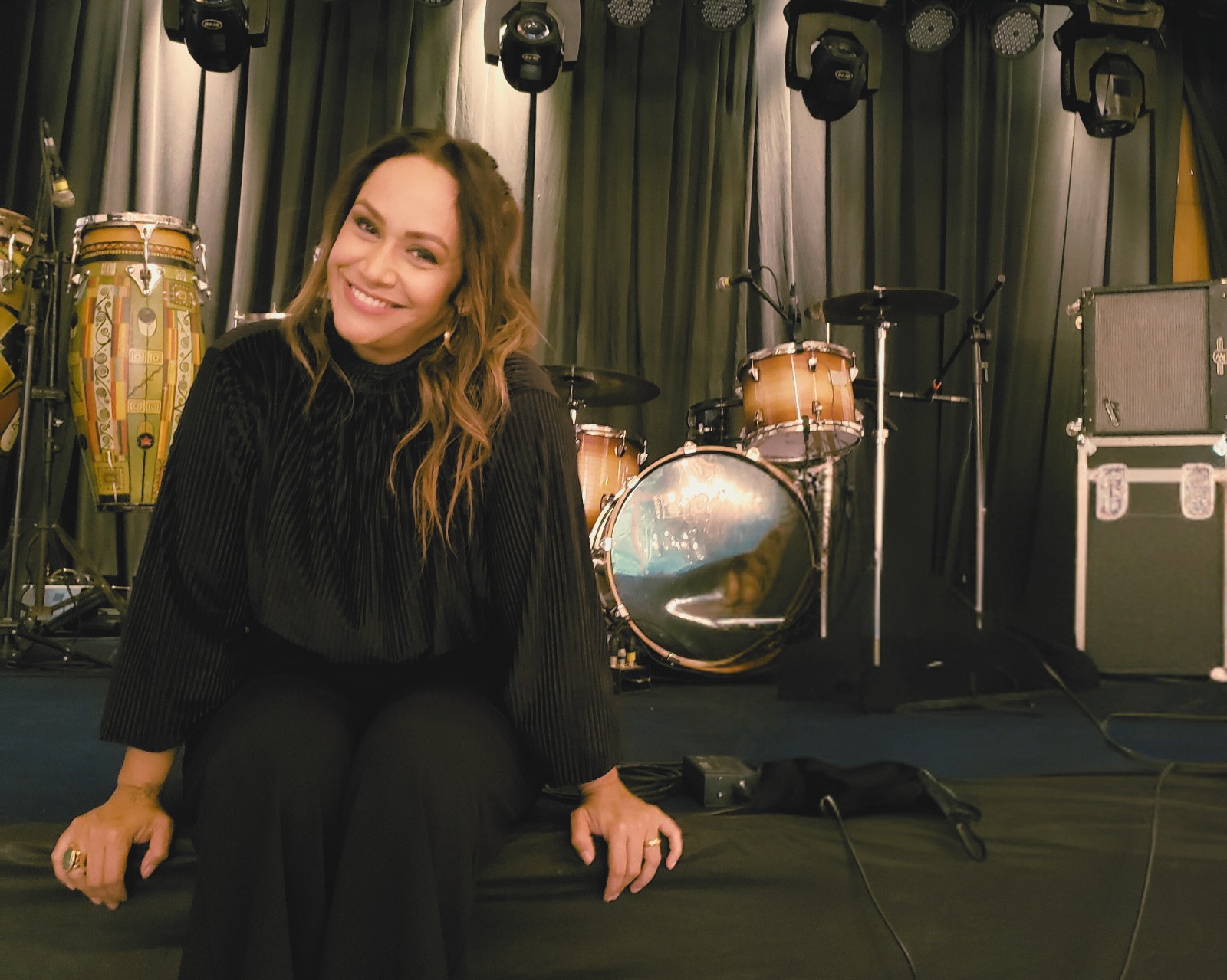 “Apocalipse 5” é o mais novo single da cantora Simone Duarte